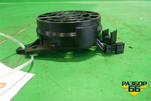 Вентилятор в сидение (зеднего правого) (3D0963575) для Audi A8 с 2002-2010г (А8)