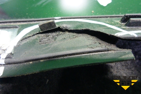 Стекло глухое правое (2016г) (LR044116) для Land Rover Range Rover Sport с 2013-2022г (Спорт)