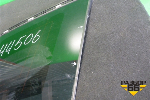 Стекло глухое правое (2016г) (LR044116) для Land Rover Range Rover Sport с 2013-2022г (Спорт)