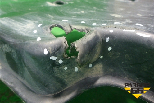 Защита топливного бака (7764142040) для Toyota Rav-4 с 2006-2013г (Рав 4)