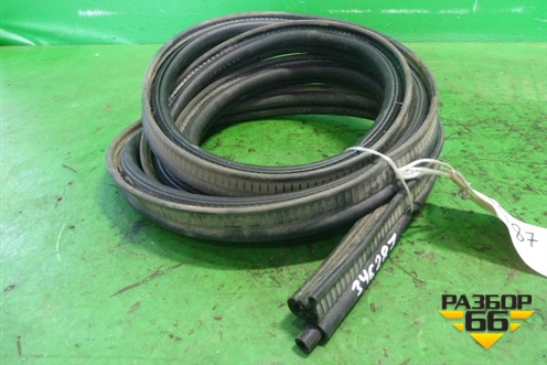 Уплотнитель багажника для Renault Duster I с 2010-2021г (Дастер)