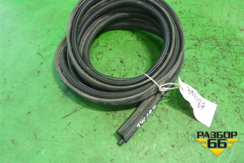 Уплотнитель багажника для Renault Duster I с 2010-2021г (Дастер)