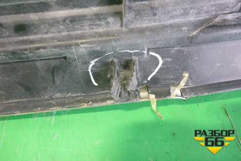 Накладка заднего бампера (после 2012г) (5216260070) для Lexus LX-570 с 2007-2015г (ЛХ)