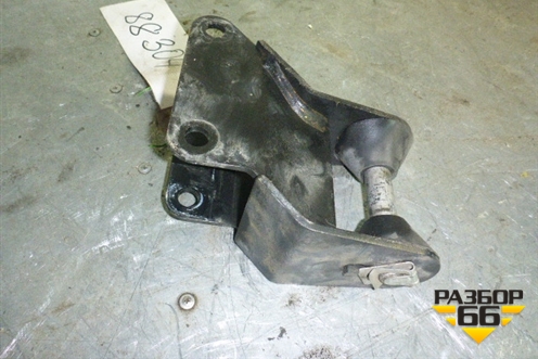 Замок кабины (ответная часть) (9303100358) для Mercedes Benz TRUCK Axor 2 с 2004г (Аксор)