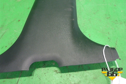 Обшивка стойки центральная нижняя правая (MR444208) для Mitsubishi Lancer-9  с 2003-2008г (Лансер)