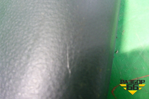 Обшивка стойки центральная нижняя правая (MR444208) для Mitsubishi Lancer-9  с 2003-2008г (Лансер)