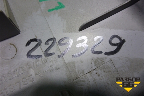 Обшивка стойки центральная верхняя левая (MR444203) для Mitsubishi Lancer-9  с 2003-2008г (Лансер)