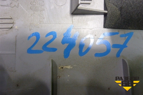 Обшивка стойки центральная верхняя левая (MR444203) для Mitsubishi Lancer-9  с 2003-2008г (Лансер)