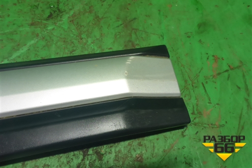 Накладка двери задней правой (после 2015г) (5757A410) для Mitsubishi Outlander с 2012-2024г (Аутлендер)