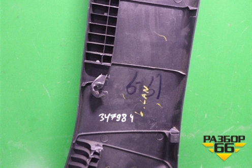 Обшивка стойки центральная нижняя левая (7211A055) для Mitsubishi Lancer-X с 2007г (Лансер)