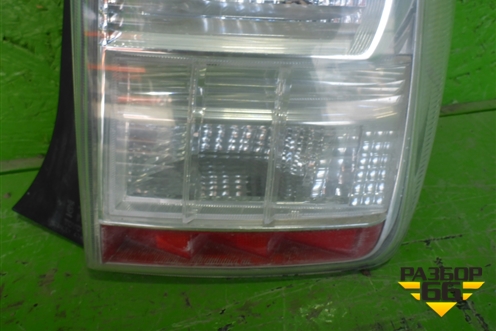 Фонарь задний правый (до 2012г) (8155047120) для Toyota Prius с 2009-2015г (Приус)