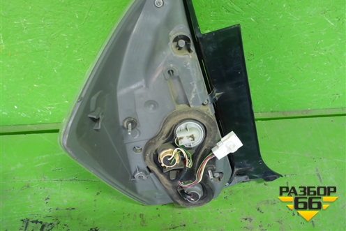 Фонарь задний правый (до 2012г) (8155047120) для Toyota Prius с 2009-2015г (Приус)