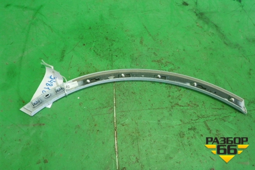 Накладка заднего крыла левого (4M0853817) для Audi Q7 c 2015г (Ку 7)