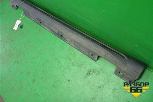 Накладка на порог наружная правая (AMG) (A1566980854) для Mercedes Benz GLA-Klass X156 с 2014г (ГЛА)