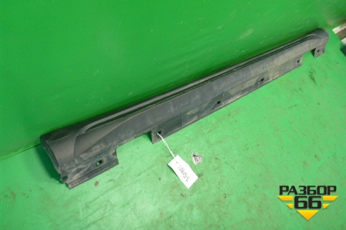 Накладка на порог наружная правая (AMG) (A1566980854) для Mercedes Benz GLA-Klass X156 с 2014г (ГЛА)