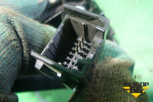 Зеркало правое электрическое (до 2009г 3 контакта новое) для Hyundai Santa Fe с 2005-2012г (Санта Фе)