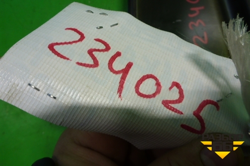 Накладка стойки (центральной левой) (7L6853317D) для Volkswagen Touareg c 2002-2010г (Туарег)