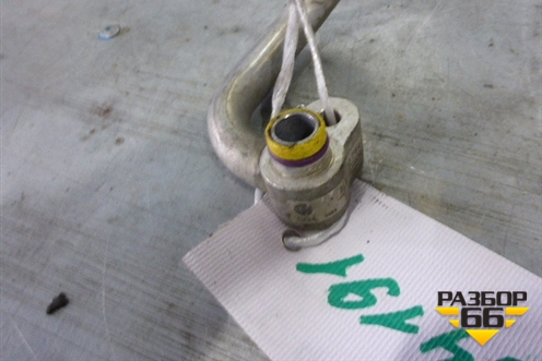 Трубка кондиционера (7L6820744AF) для Volkswagen Touareg c 2002-2010г (Туарег)