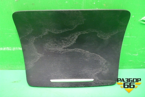 Накладка декоративная (крышки пепельницы) (A2056805507) для Mercedes Benz C-Klass W205 с 2014г (Ц)