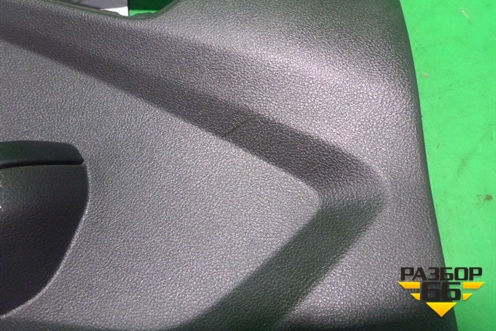 Обшивка двери задней левой под механику (хэтчбек) (BM51A27407A) для Ford Focus 3 с 2011г (Фокус)