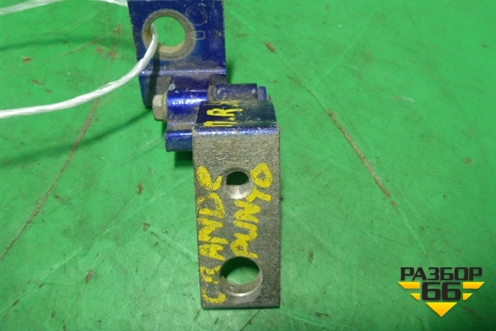 Петля двери задней правой верхняя (517694743) для Fiat Grande Punto с 2005г (Гранде Пунто)