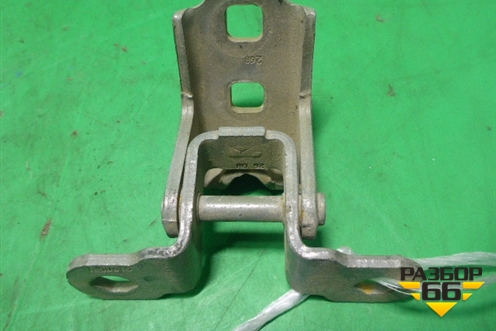 Петля двери задней правой верхняя для Renault Megane 2 с 2002-2009г (Меган)