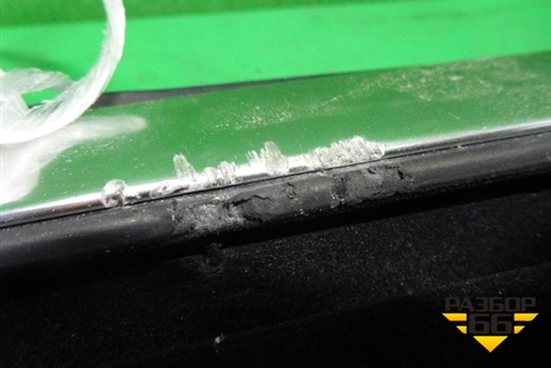 Уплотнитель стекла двери передней правой (с хромом) для Mercedes Benz E-Klass W213 с 2016г (Е)