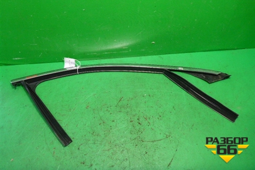 Уплотнитель стекла двери передней правой (с хромом) для Mercedes Benz E-Klass W213 с 2016г (Е)