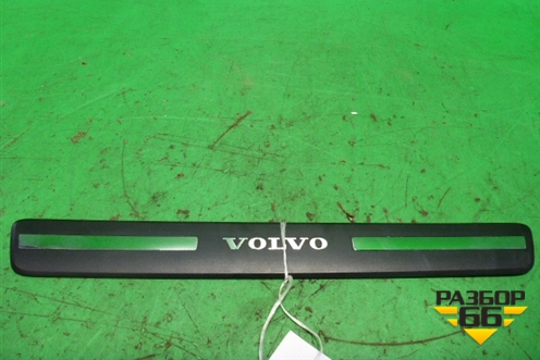 Накладка порога внутренняя переднего левого (в проем) (31349002) для Volvo XC60 с 2008-2017г (ХС60)