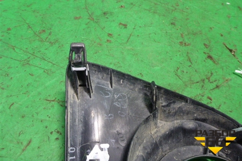 Накладка ПТФ левая (520400K010) для Toyota Hilux с 2015-2025г (Хайлюкс)