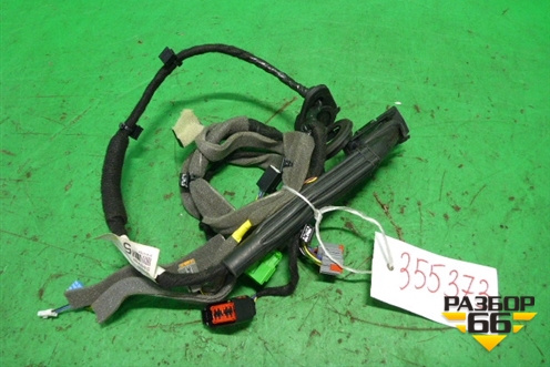 Проводка двери передней правой (31374753) для Volvo XC60 с 2008-2017г (ХС60)