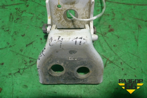 Петля двери задней правой верхняя (1606484080) для Citroen C4 с 2010-2022г (С4)