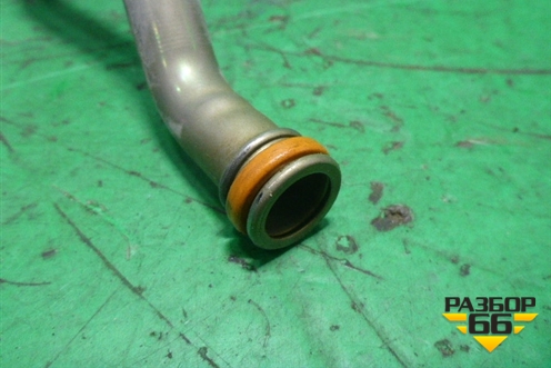 Трубка масляная (на турбину 2.0л B4204T11) для Volvo XC60 с 2008-2017г (ХС60)