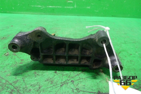 Кронштейн двигателя правый (1.5л B15D2) (1302140) для Chevrolet Cobalt с 2012г (Кобальт)