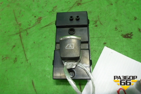 Кнопка стеклоподъёмника (задняя правая) (254211MK0A) для Infiniti Infiniti QX56/QX80 (Z62) с 2010г (Ку икс56/80)