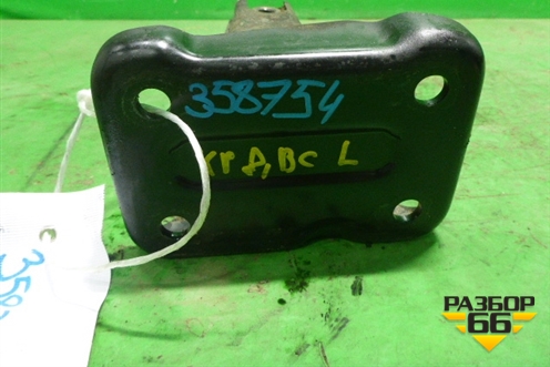 Кронштейн двигателя левый (5.6л VK56) для Infiniti Infiniti QX56/QX80 (Z62) с 2010г (Ку икс56/80)