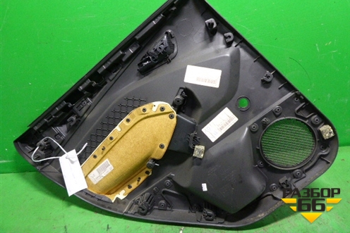 Обшивка двери задней правой под механику (BM51A2740601) для Ford Focus 3 с 2011г (Фокус)