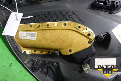 Обшивка двери задней правой под механику (BM51A2740601) для Ford Focus 3 с 2011г (Фокус)