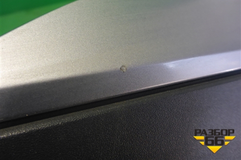 Накладка двери задней правой (4M0853970F) для Audi Q7 c 2015г (Ку 7)