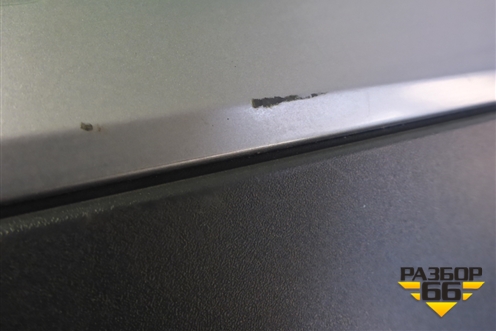 Накладка двери задней правой (4M0853970F) для Audi Q7 c 2015г (Ку 7)