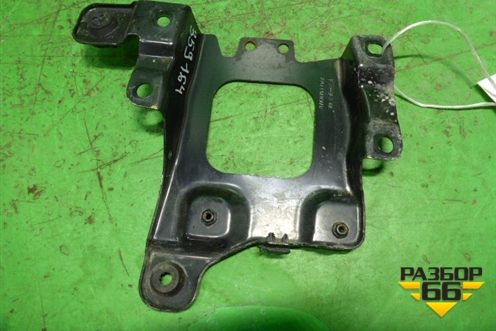 Площадка под аккумулятор (AV61R6K034AB) для Ford Focus 3 с 2011г (Фокус)