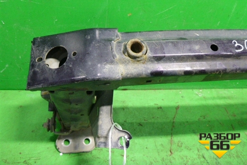 Усилитель переднего бампера (C23550070) для Mazda Mazda 5 с 2005-2010г