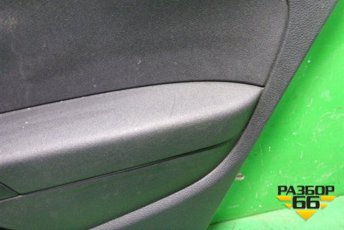 Обшивка двери задней правой под электрику (6RU867212C) для Volkswagen Polo (седан) с 2010г (Поло)