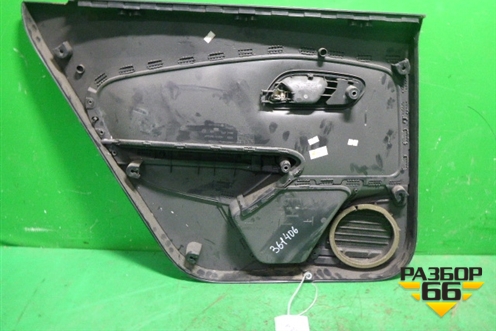 Обшивка двери задней правой под электрику (6RU867212C) для Volkswagen Polo (седан) с 2010г (Поло)