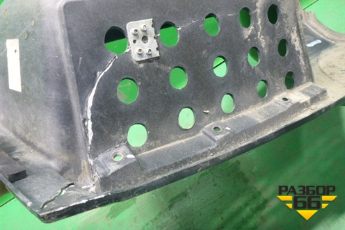 Корпус подножки правой (верхний узкая кабина) (504047582) для Iveco Stralis с 2007г (Стралис)