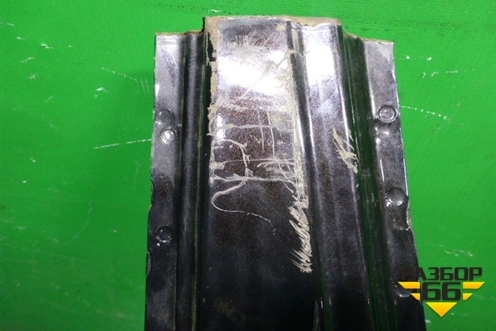 Порог со стойкой правый для Nissan Tiida (C11X) с 2004-2013г (Тиида)