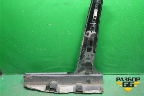 Порог со стойкой правый для Nissan Tiida (C11X) с 2004-2013г (Тиида)