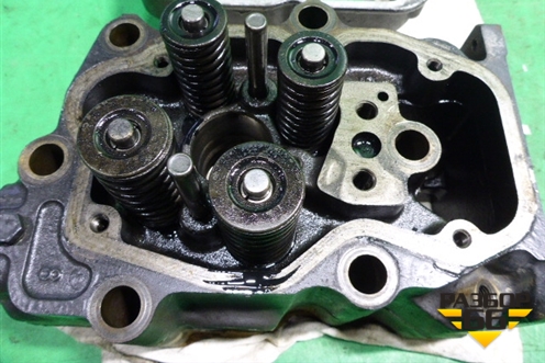 Головка блока цилиндров (DC1109 DS1601) для Scania 4 Series с 1995-2005г