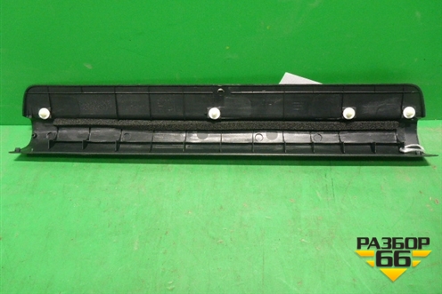 Накладка порога внутренняя переднего правого (новая) (MR627155) для Mitsubishi Lancer-9  с 2003-2008г (Лансер)