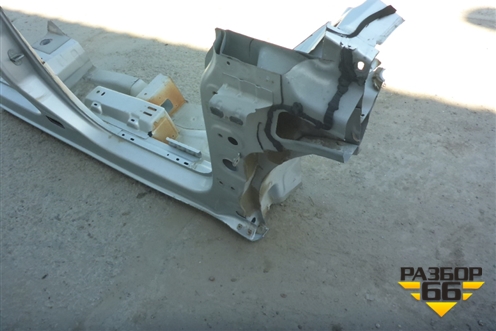 Порог со стойкой правый (с передней стойкой) для Opel Meriva с 2010г (Мерива)